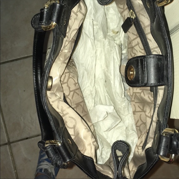 Calvin Klein Shoulder Purse - Picture 3 of 8